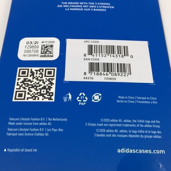 Adidas Originals Pride Case “Love Unites” IPhone 11 Pro  Graphic Snap Case NIB - Picture 8 of 11